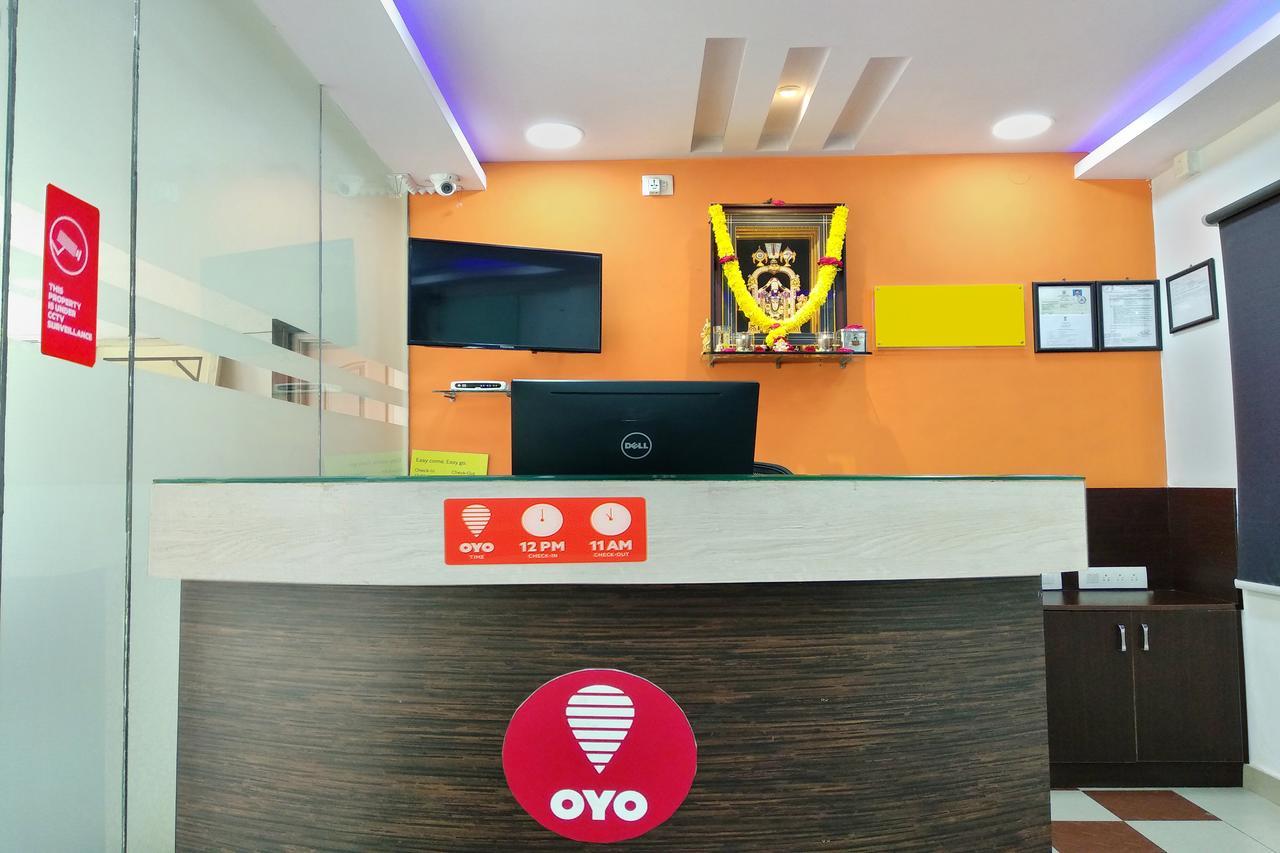 Oyo 10843 Hotel Rmv Savera Bangalore Exteriör bild